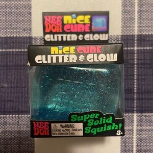 NeeDoh Nice Cube Glitter & Glow